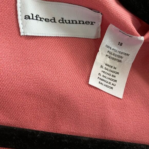 Alfred andDunner three button jacket, blazer pink size 18 - Picture 3 of 7